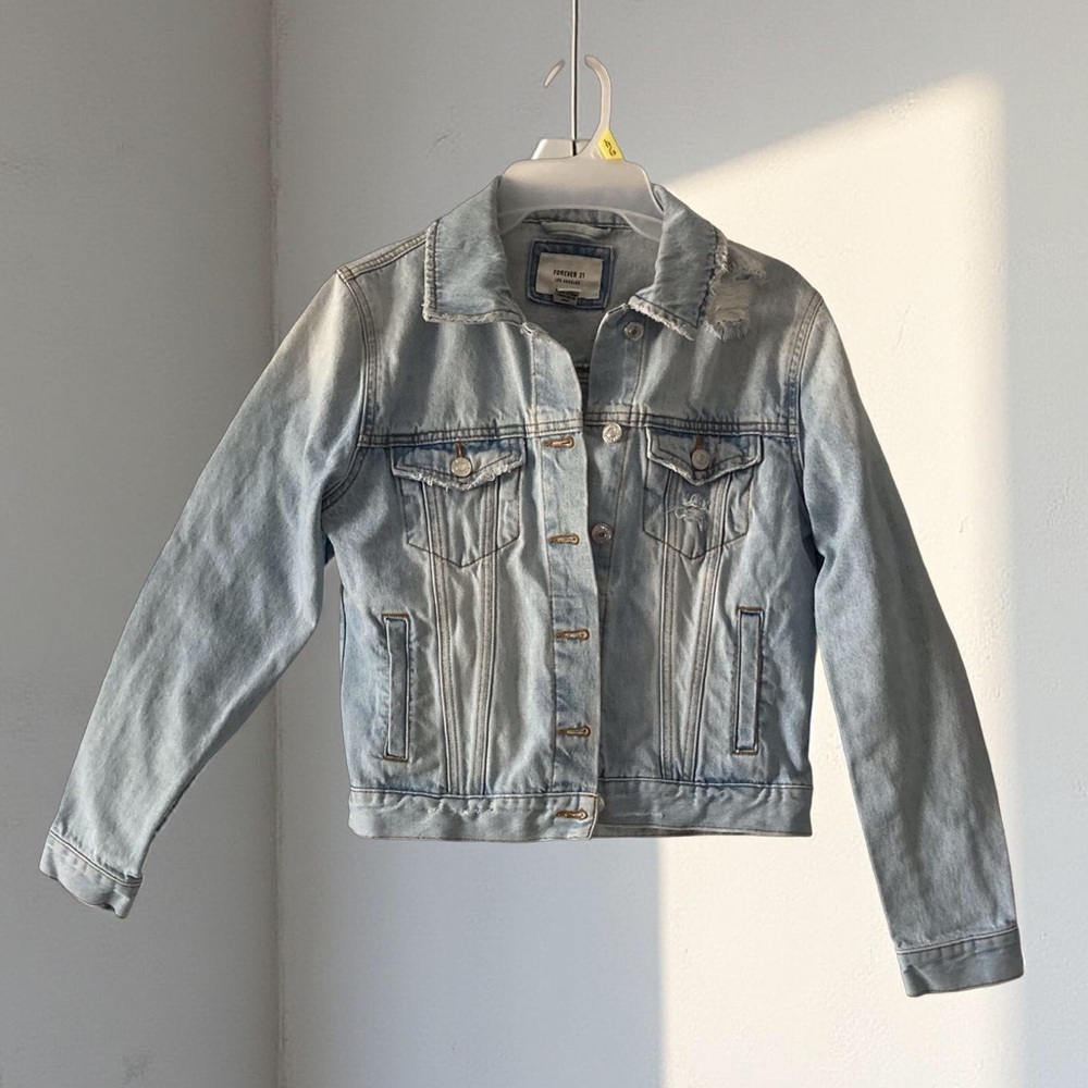Forever 21 Y2K Jacket | Light Wash Size S Distressed grunge style